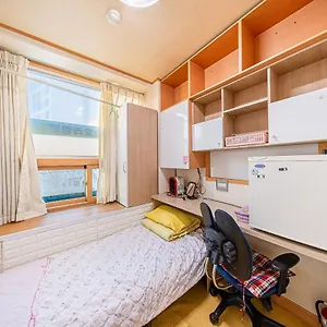 Dream Single House Ostello