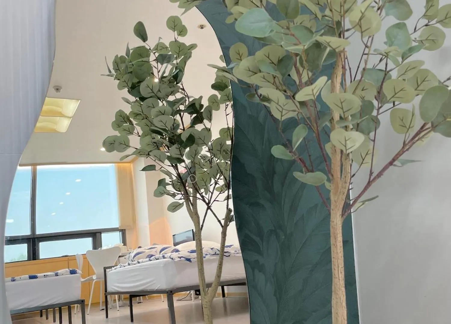 New, 1-Minute Walk From Hongdae Entrance Station, Great Namsan Tower View Apartment Seoul South Korea